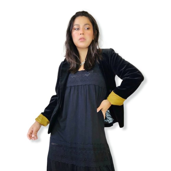(sold) J Crew Eden black goth vampy boho velvet jacket with ruffled hem - Picture 5 of 8